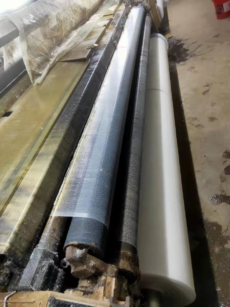 防虫网陆续投入使用